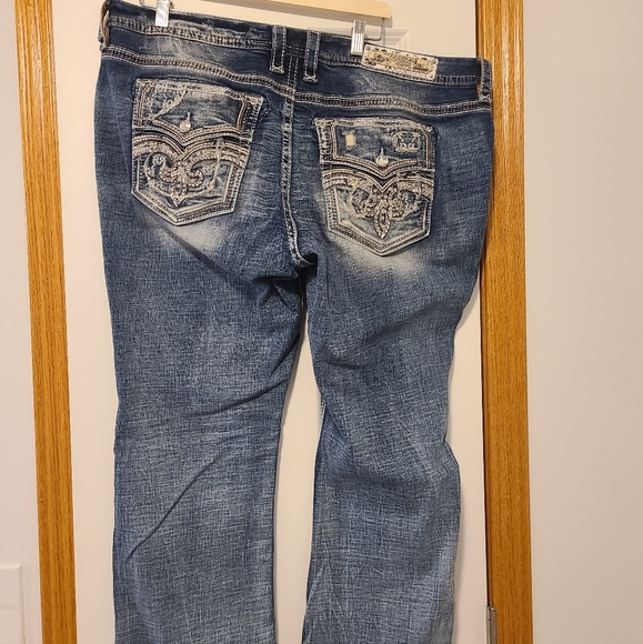 Brand New Women's Rocks - Picture 2 of 5